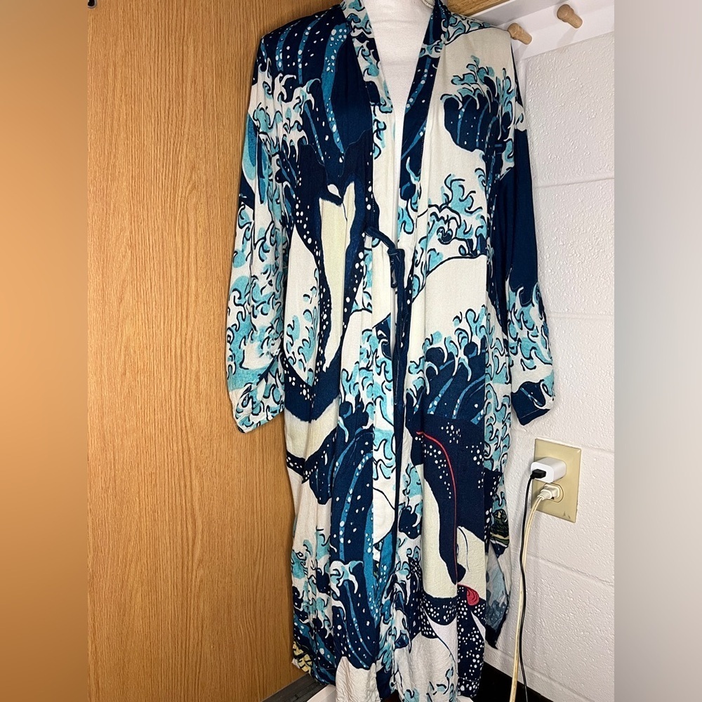 Haori with an ukiyo-e painting Redesign Wear it stylishly Hokusai Katushika